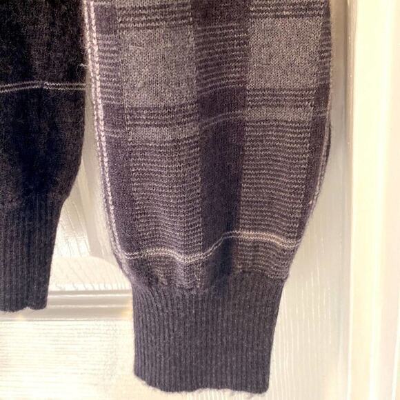 Mens sweater Greg Norman 100% fine Merino Wool sweater Brown Gray plaid L
Cc - Picture 6 of 11
